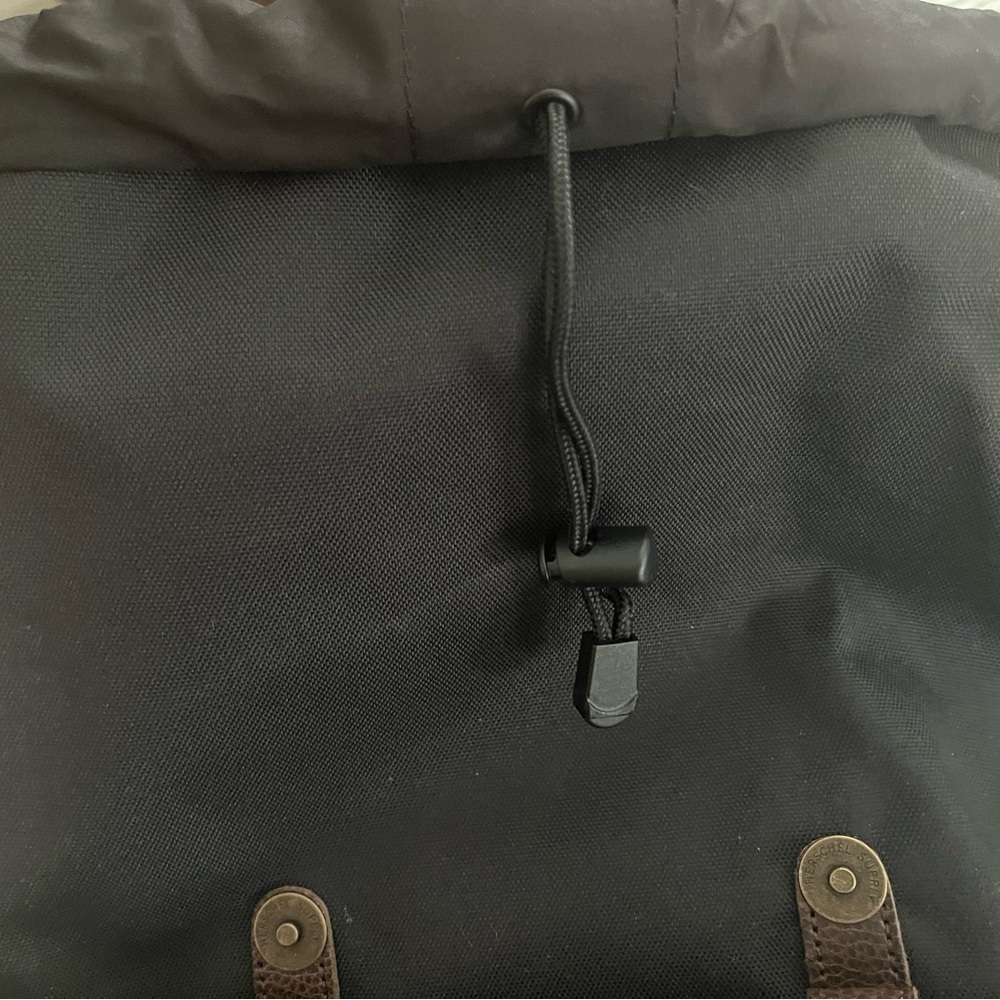 Backpack - Picture 1 of 7